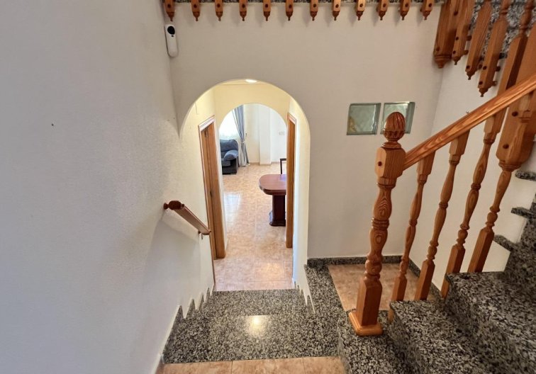 Segunda mano - villa - Torrevieja - Aguas Nuevas