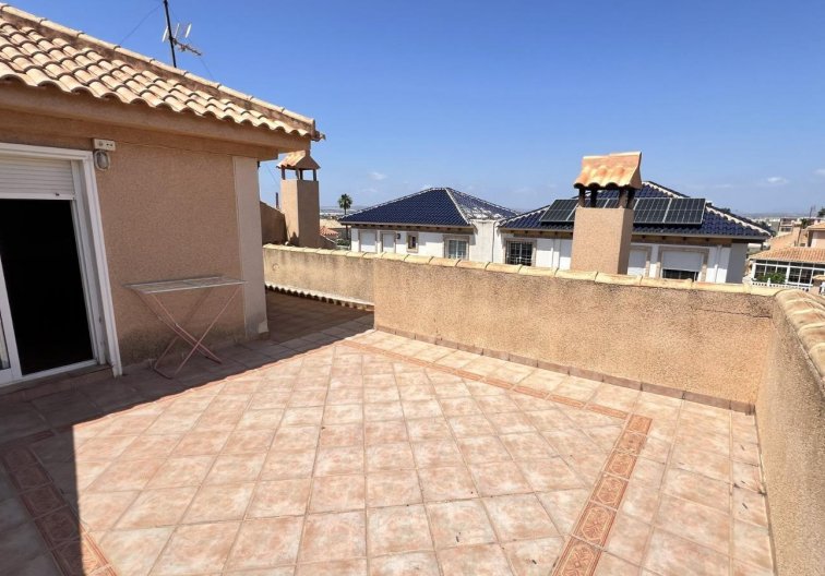 Segunda mano - villa - Torrevieja - Aguas Nuevas