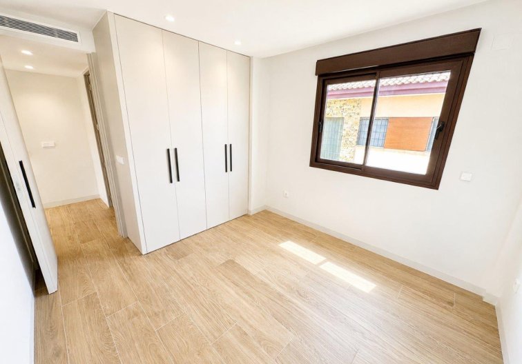Segunda mano - villa - Santiago de la Ribera - Costa Calida