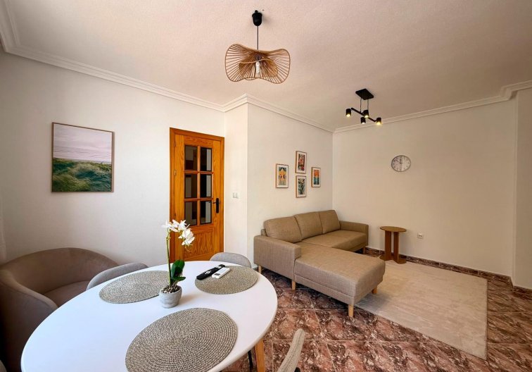 Resale - Apartment - Torrevieja - Playa del Cura
