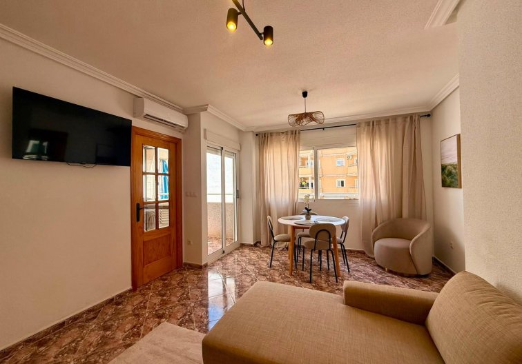 Resale - Apartment - Torrevieja - Playa del Cura