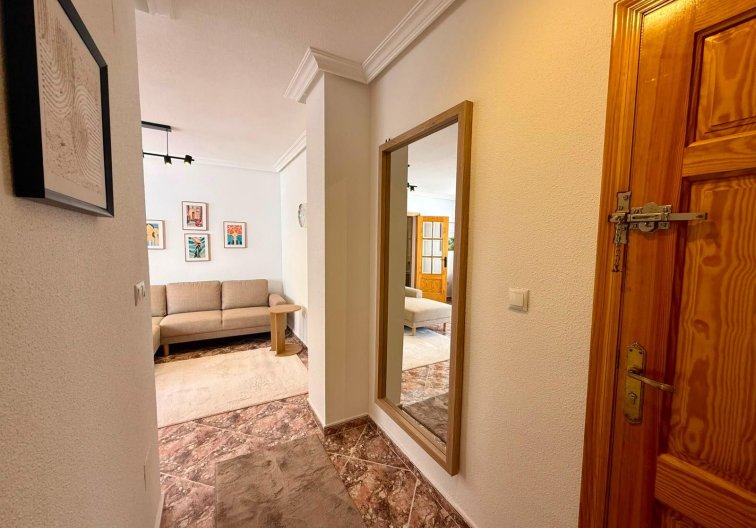 Resale - Apartment - Torrevieja - Playa del Cura