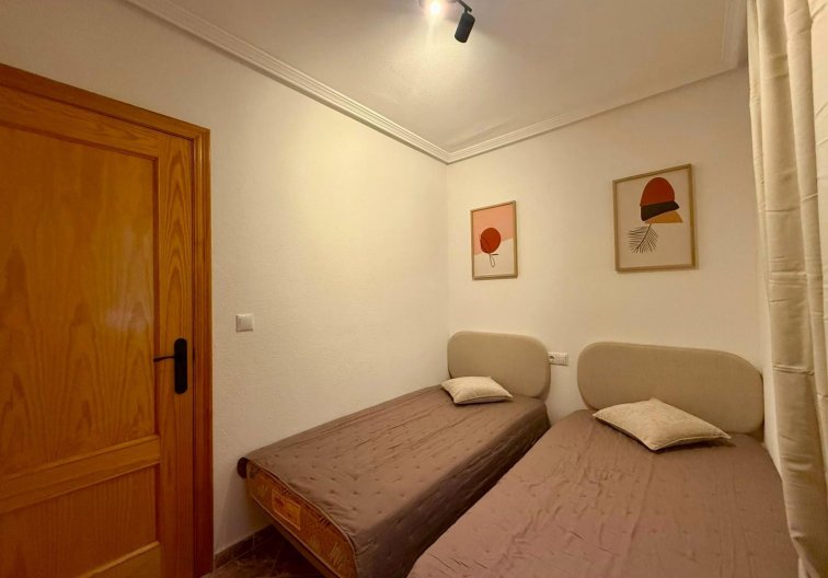 Resale - Apartment - Torrevieja - Playa del Cura