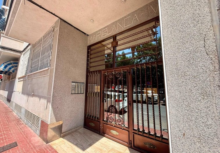 Resale - Apartment - Torrevieja - Playa del Cura
