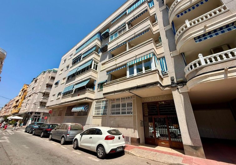 Resale - Apartment - Torrevieja - Playa del Cura
