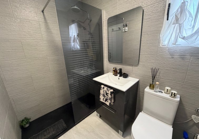 Segunda mano - Apartamento  - Orihuela - Inland