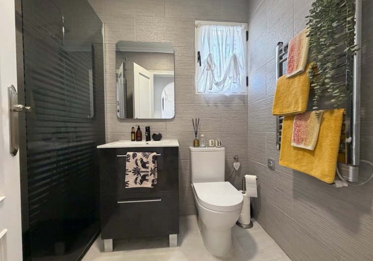 Segunda mano - Apartamento  - Orihuela - Inland
