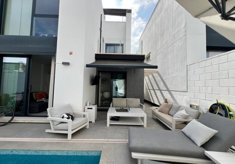 Segunda mano - villa - Orihuela Costa - Villamartín-las Filipinas