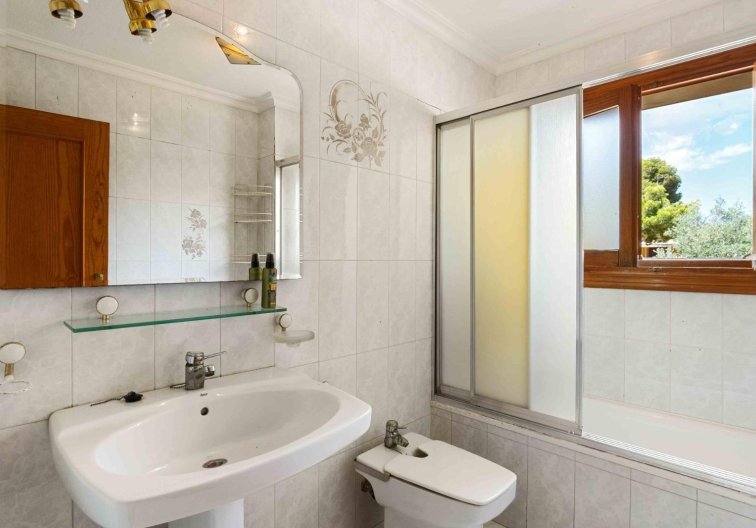 Herverkoop - villa - Torrevieja - Los Balcones 