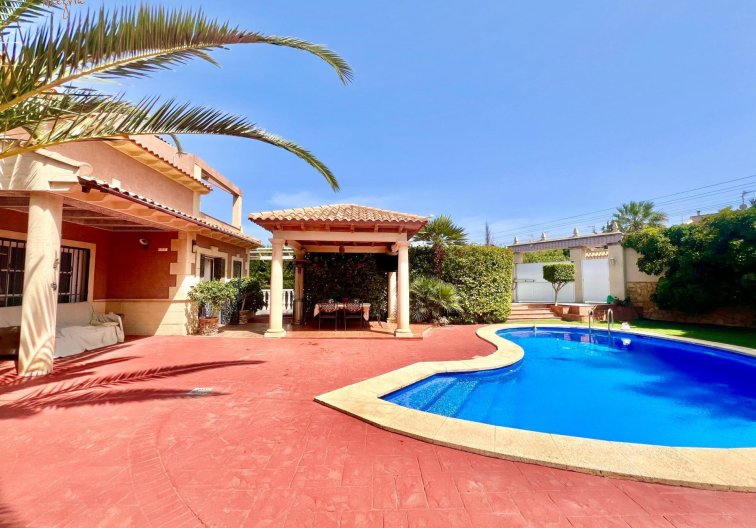 Wiederverkauf - villa - Torrevieja - Los Balcones - Los Altos Del Edén