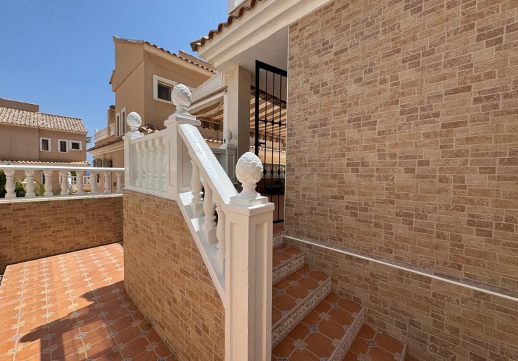 Segunda mano - town house - Guardamar del Segura - Urbanizaciones