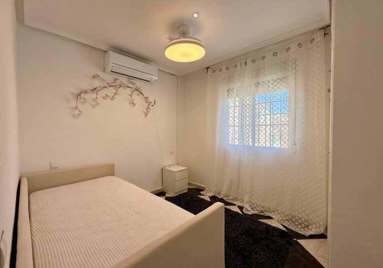 Revente - villa - Orihuela Costa - Playa Flamenca
