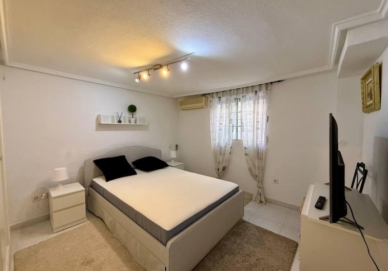 Revente - villa - Orihuela Costa - Playa Flamenca