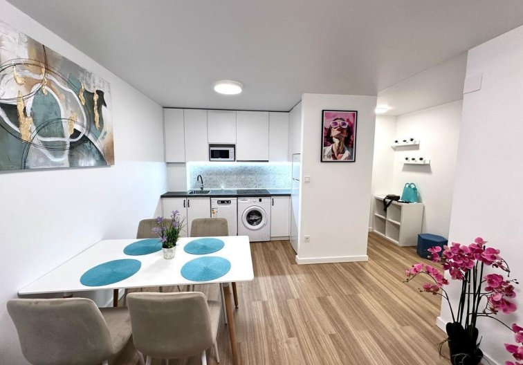 Herverkoop - Appartement - Torrevieja - Estacion De Autobuses