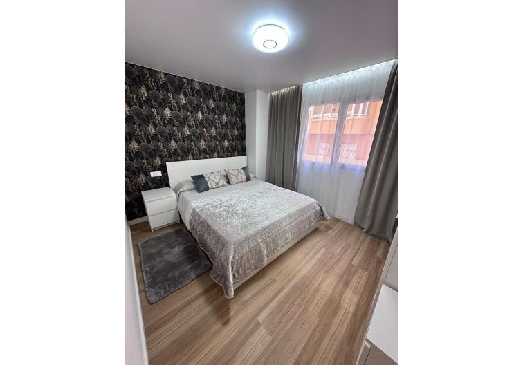 Herverkoop - Appartement - Torrevieja - Estacion De Autobuses