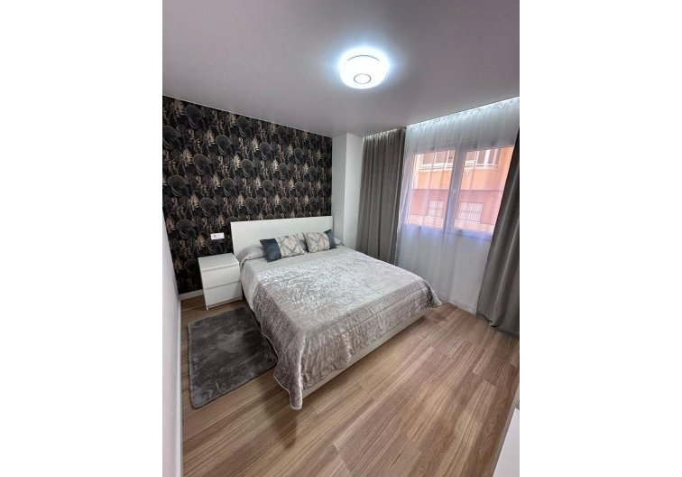 Herverkoop - Appartement - Torrevieja - Estacion De Autobuses