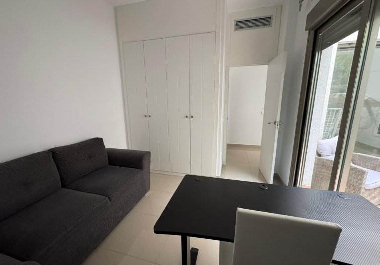 Wiederverkauf - town house - Torrevieja - Punta Prima
