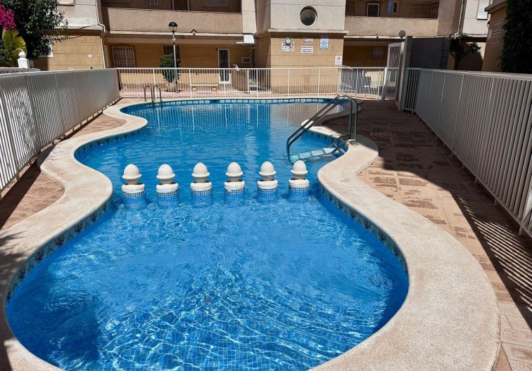 Resale - Apartment - Torrevieja - Habaneras