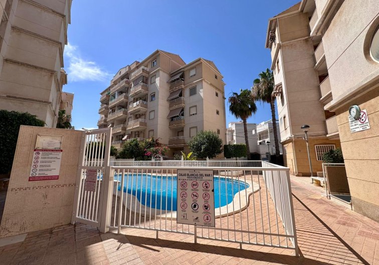 Resale - Apartment - Torrevieja - Habaneras