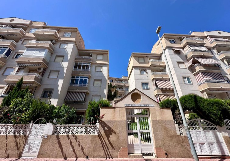 Resale - Apartment - Torrevieja - Habaneras
