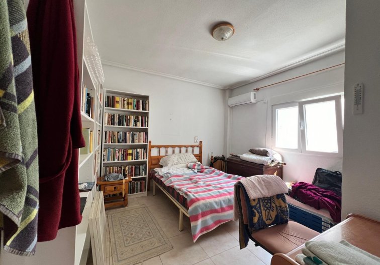 Wiederverkauf - Wohnung - Torrevieja - Centro