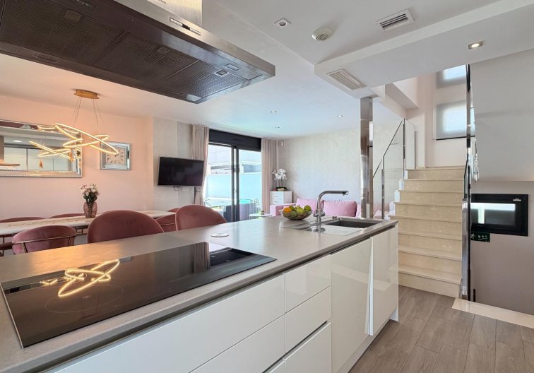 Revente - villa - Torrevieja - Aguas Nuevas
