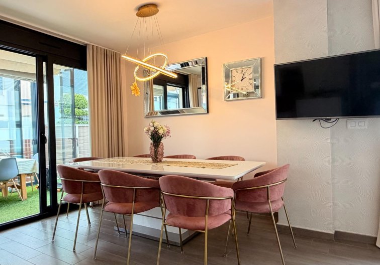 Revente - villa - Torrevieja - Aguas Nuevas