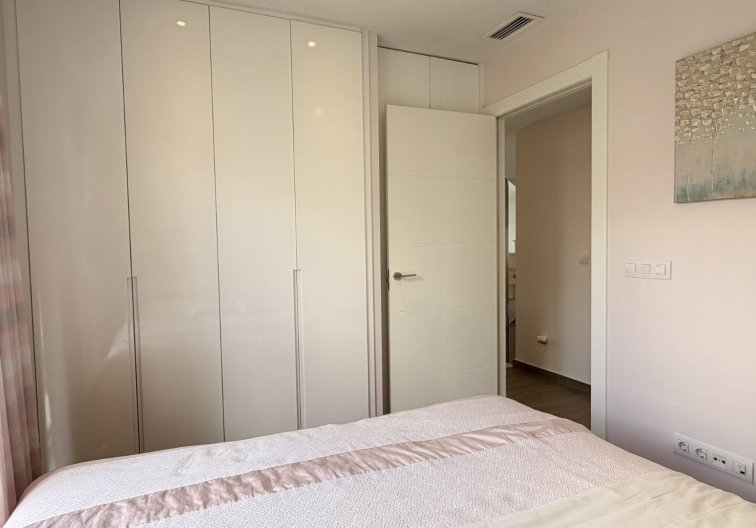 Revente - villa - Torrevieja - Aguas Nuevas