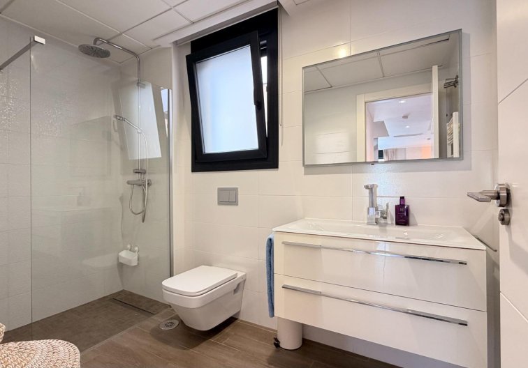 Revente - villa - Torrevieja - Aguas Nuevas