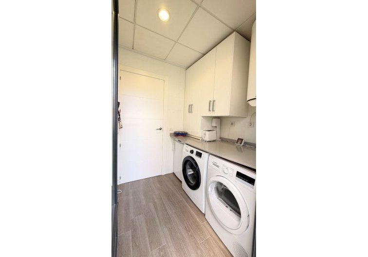 Revente - villa - Torrevieja - Aguas Nuevas