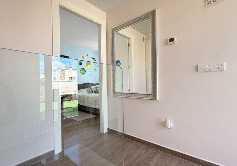 Revente - villa - Torrevieja - Aguas Nuevas