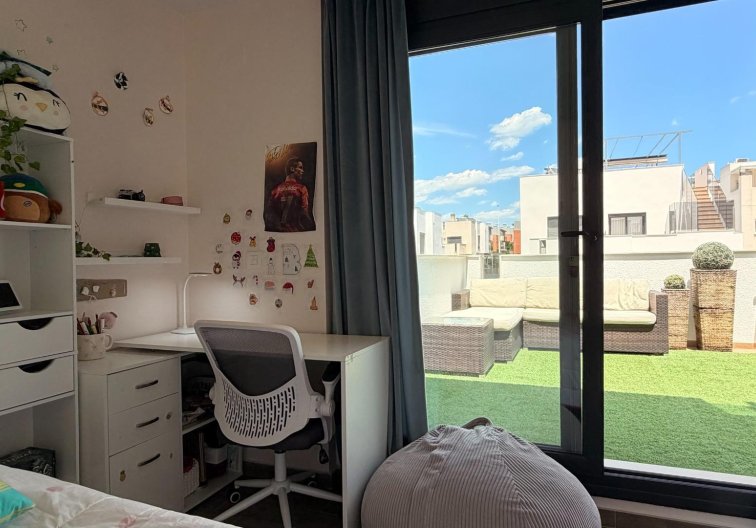 Revente - villa - Torrevieja - Aguas Nuevas