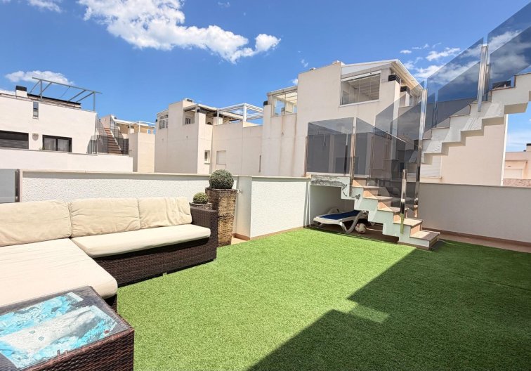 Revente - villa - Torrevieja - Aguas Nuevas
