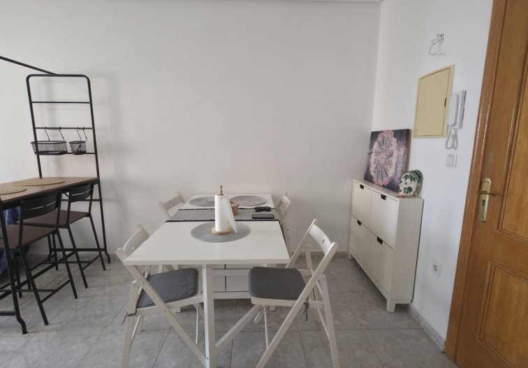 Wiederverkauf - Wohnung - Torrevieja - Playa de los Locos