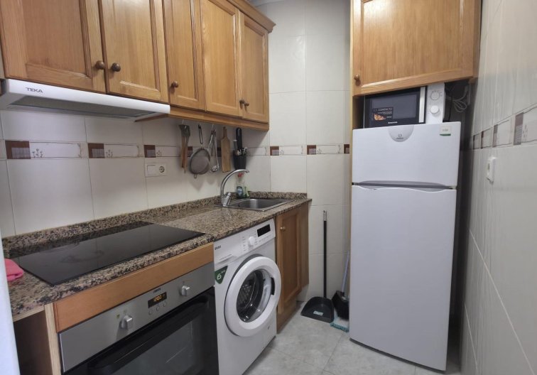 Wiederverkauf - Wohnung - Torrevieja - Playa de los Locos