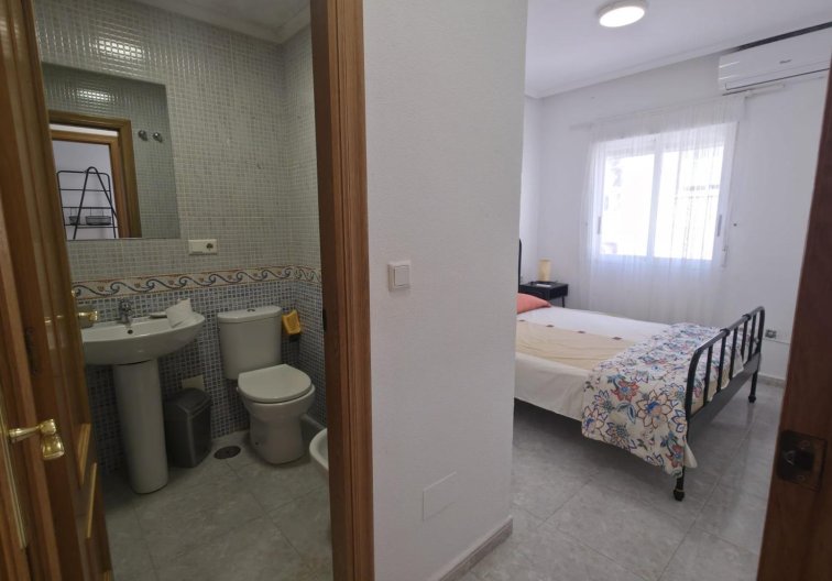 Wiederverkauf - Wohnung - Torrevieja - Playa de los Locos