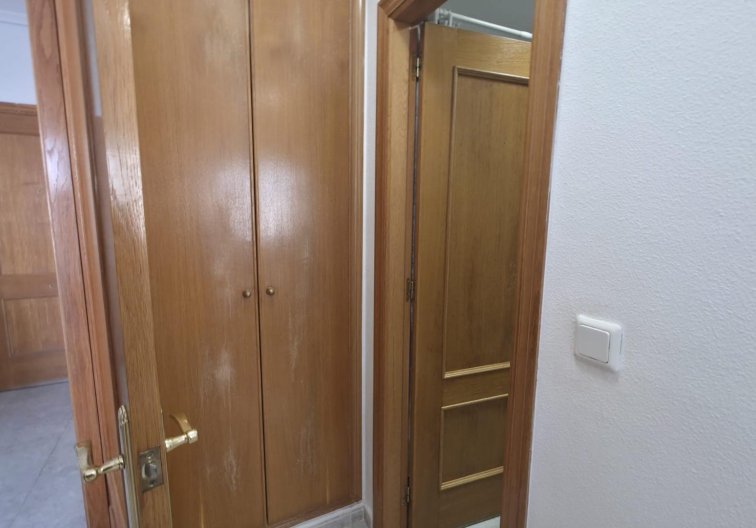 Wiederverkauf - Wohnung - Torrevieja - Playa de los Locos