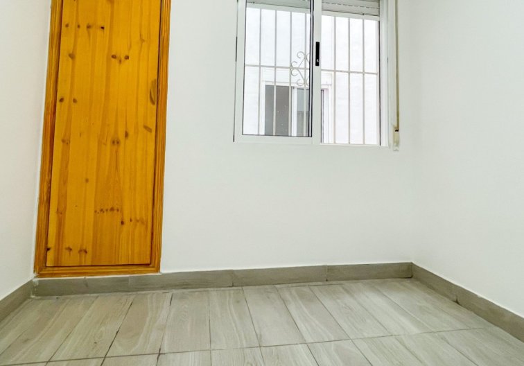 Resale - Apartment - Torrevieja - Costa Blanca