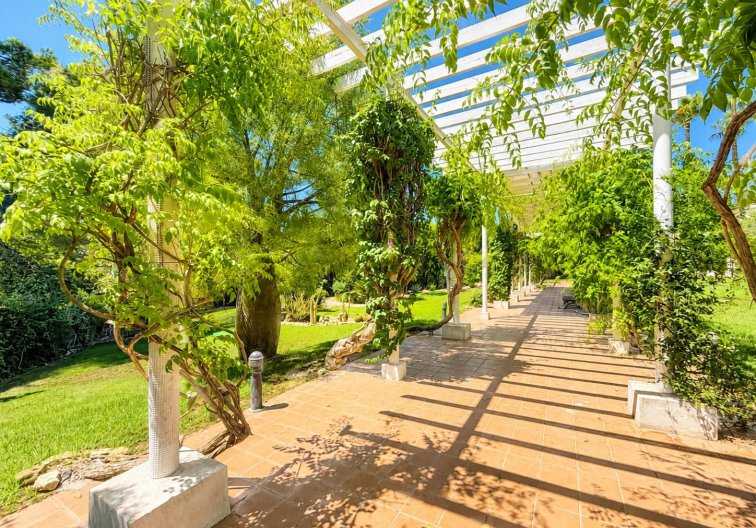 Herverkoop - villa - Villamartin - Costa Blanca
