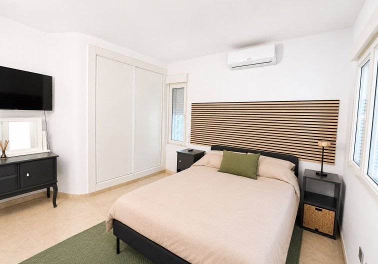 Herverkoop - villa - Villamartin - Costa Blanca