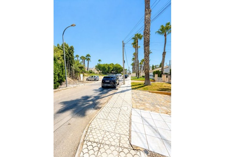Herverkoop - villa - Villamartin - Costa Blanca