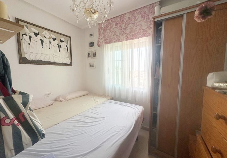 Segunda mano - Bungalow - Torrevieja - Aguas Nuevas