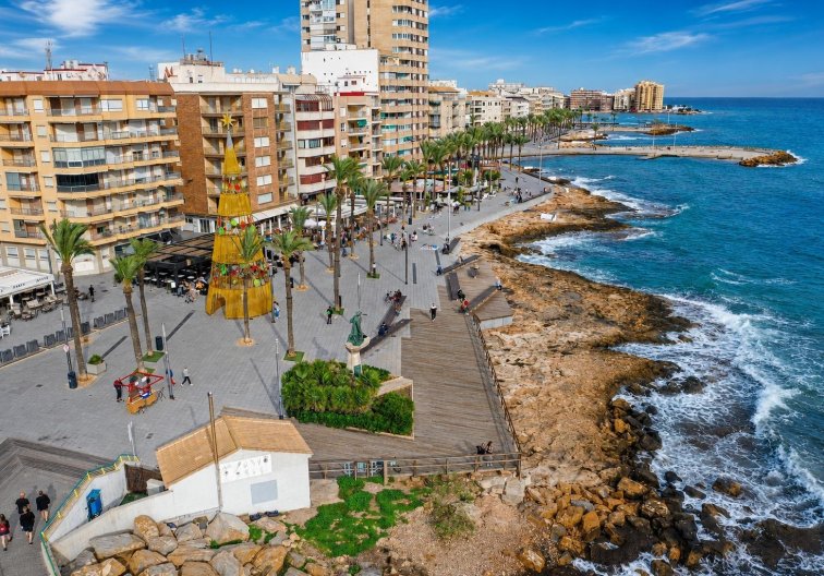 Segunda mano - Bungalow - Torrevieja - Aguas Nuevas