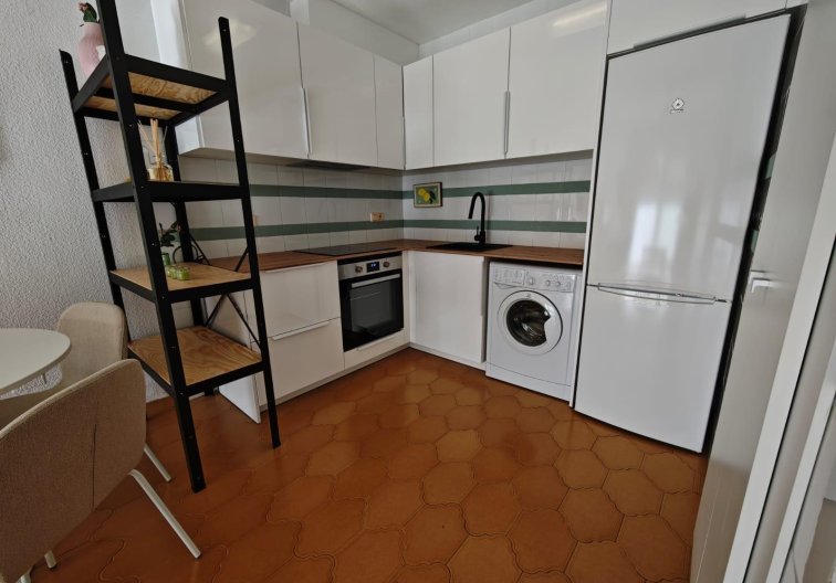 Resale - Apartment - Cabo Roig