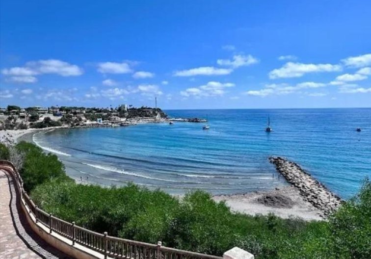 Resale - Apartment - Cabo Roig