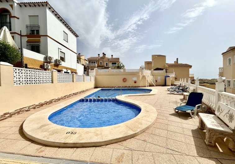 Revente - villa - Villamartin - Costa Blanca