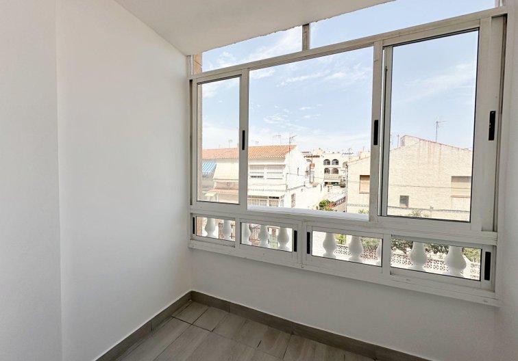 Wiederverkauf - Wohnung - Torrevieja - Centro