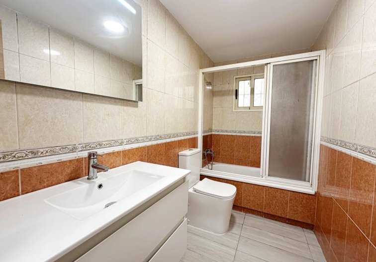 Wiederverkauf - Wohnung - Torrevieja - Centro