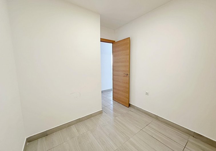 Wiederverkauf - Wohnung - Torrevieja - Centro