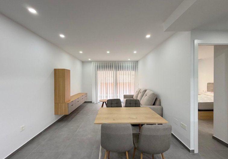 Segunda mano - Apartamento  - Torrevieja - Estacion De Autobuses
